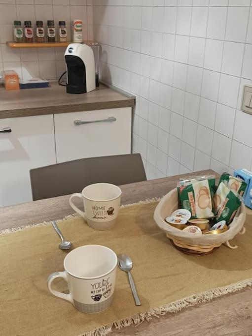 Gentarrubia - a casa nel cuore della città Oristano Extérieur photo