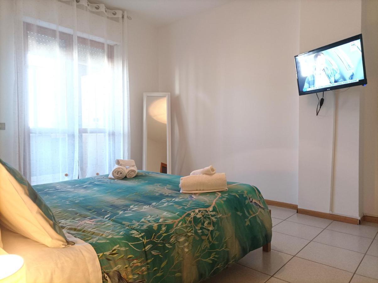 Gentarrubia - a casa nel cuore della città Oristano Extérieur photo